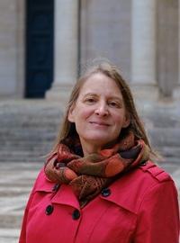 Cécile REYNAUD