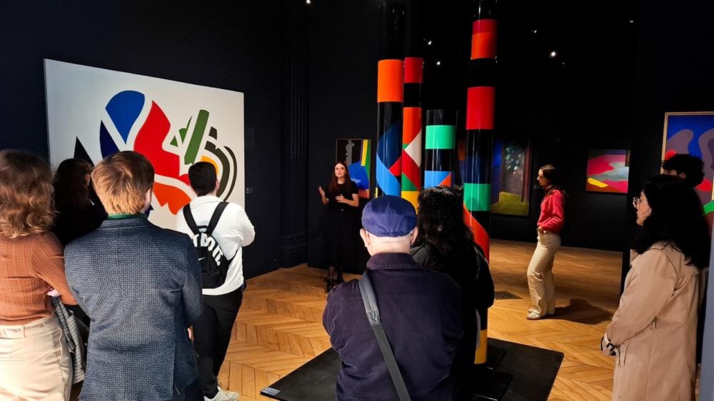 Visite d'étudiants de l'EPHE à l’Académie des beaux-arts, Paris