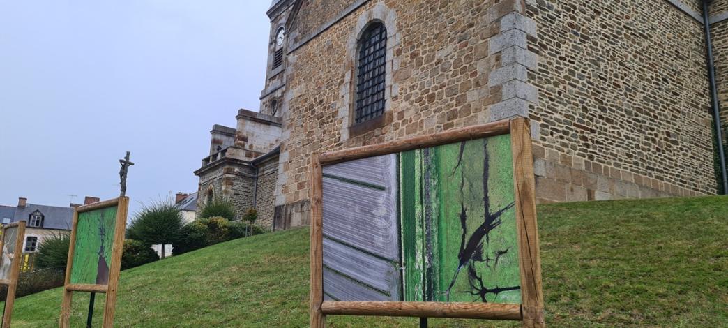 Exposition Sable d'Union. Panneaux Ecole Pleine Fougères