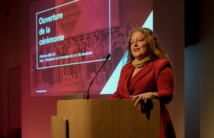 Cérémonie remise diplômes 2024. Alfonsina Bellio, vice-présidente à la Formation et à la vie étudiante