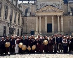 Pélerinage bouddhiste à l'EPHE en Sorbonne